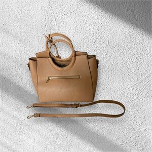 Elegant Tan Leather Handbag